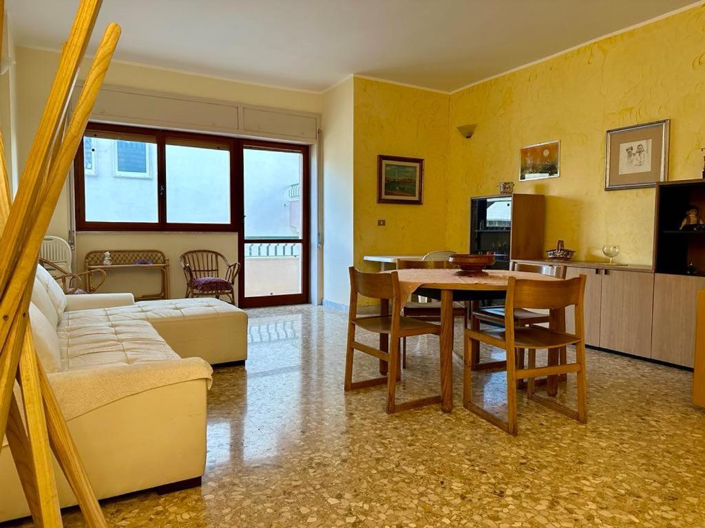 Sea View Apartment Gallipoli Exterior photo